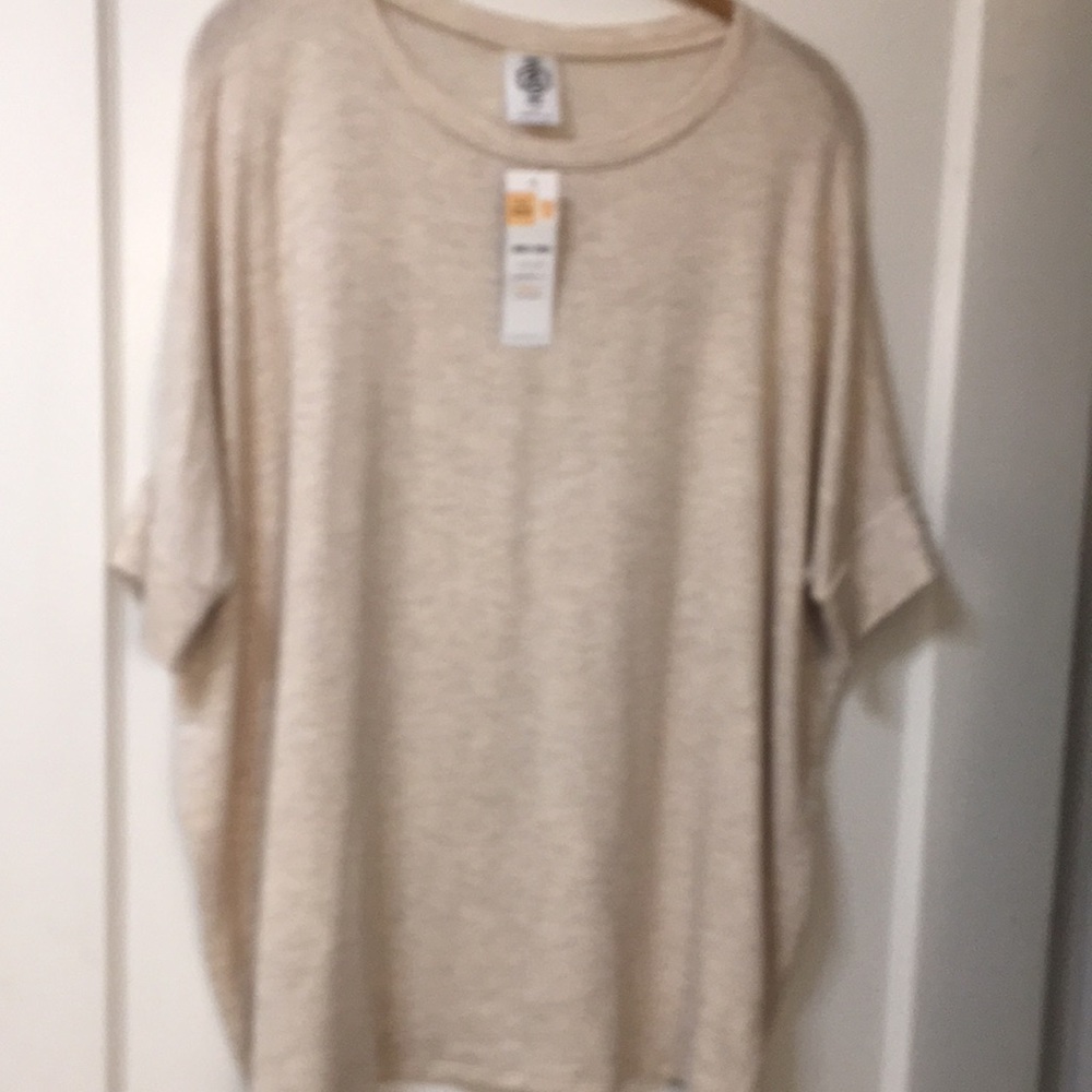 Nwt Agnes & Dora boxy tee xs/s wheat color